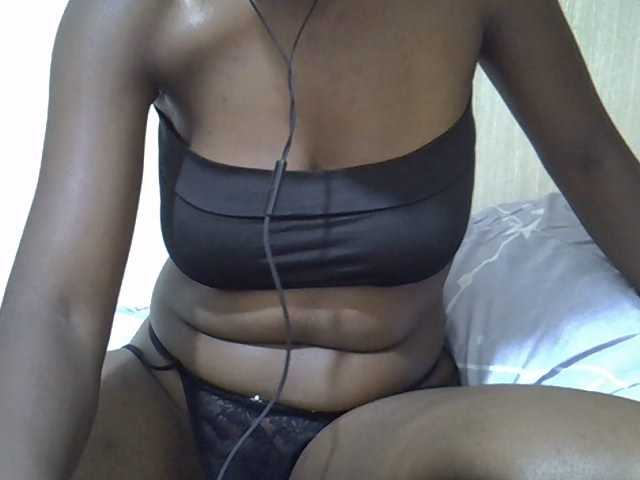 sweetelle live webcam show