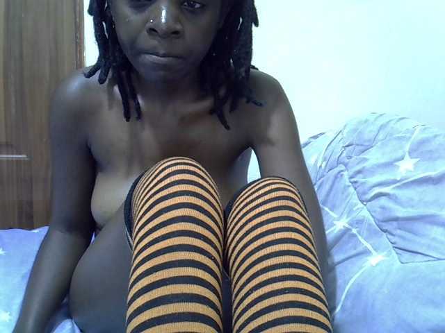 sweetelle live cam on BongaCams