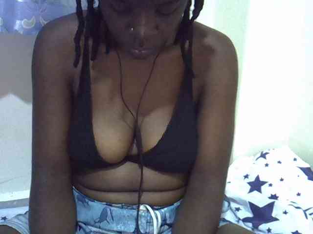 sweetelle's webcam live show