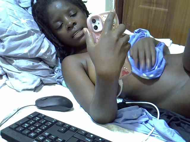 sweetelle webcam