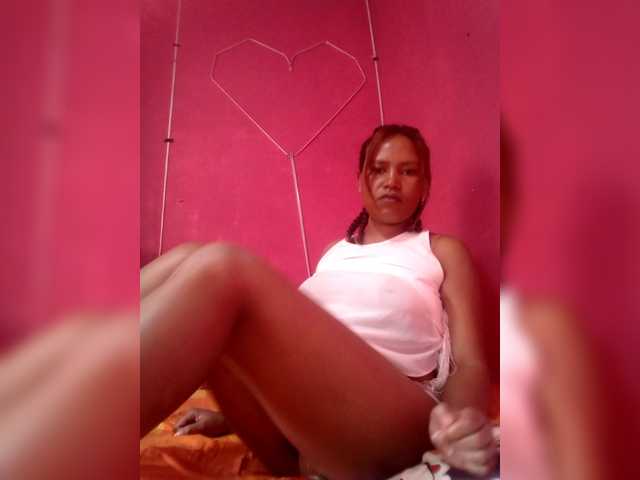 SweetNora live cam on BongaCams