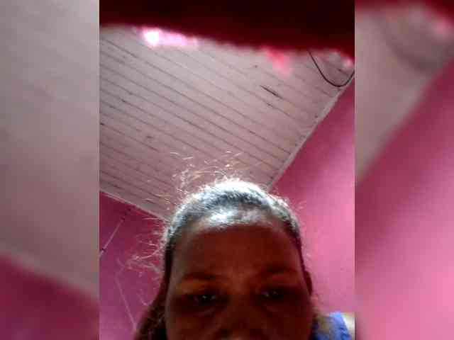 SweetNora webcam