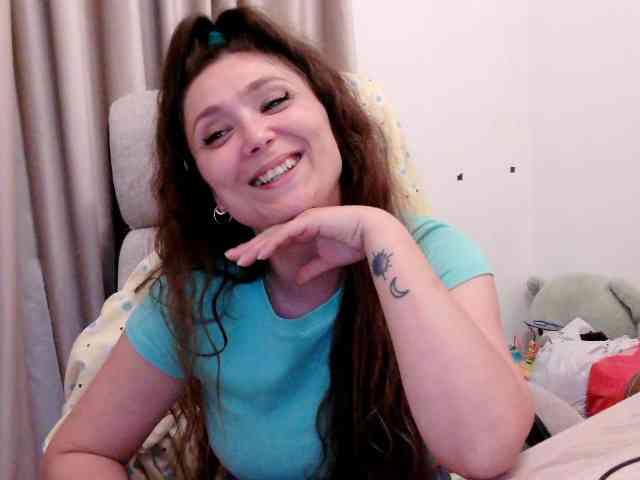 LolaCreolla webcam