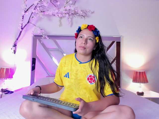 Rianakane live cam on BongaCams