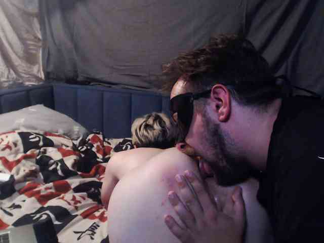 JaneJoeDoe webcam