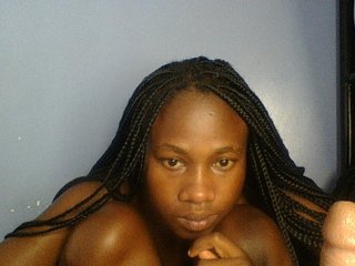 Cute-dall's Live Webcam