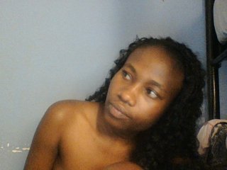 Cute-dall's Live Webcam