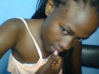 Cute-dall's Live Webcam