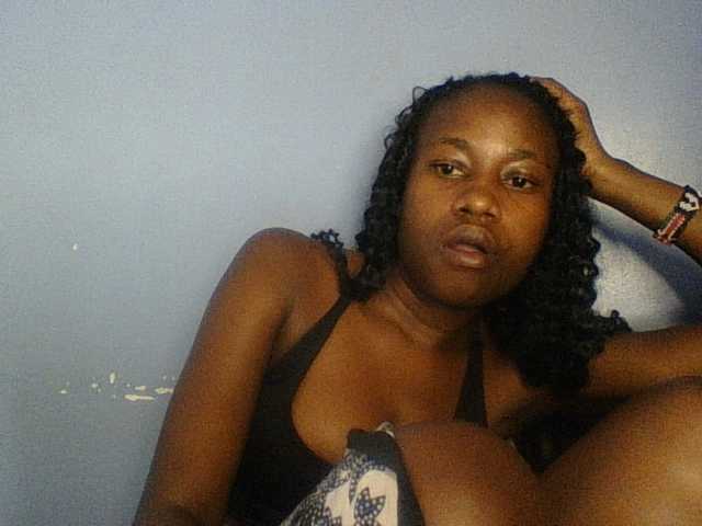 Cute-dall live cam preview