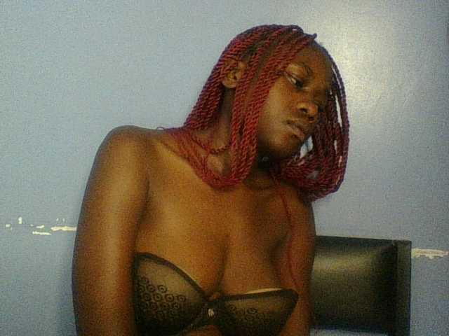 Cute-dall live cam on UnifiedCams