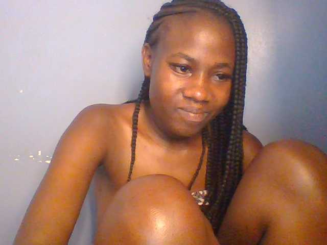 Cute-dall live cam on BongaCams