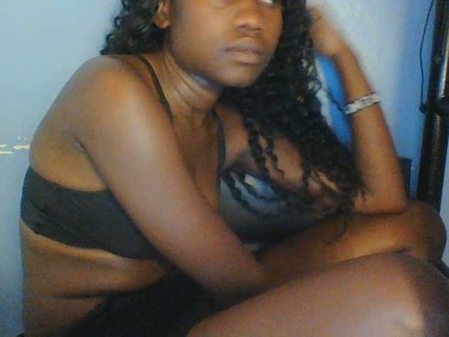 Cute-dall live cam preview