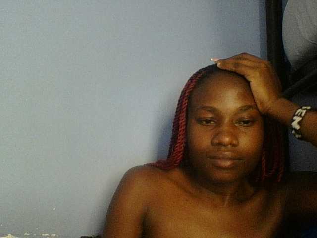 Cute-dall live cam on BongaCams