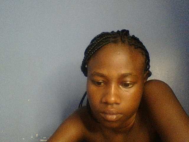 Cute-dall live cam on BongaCams
