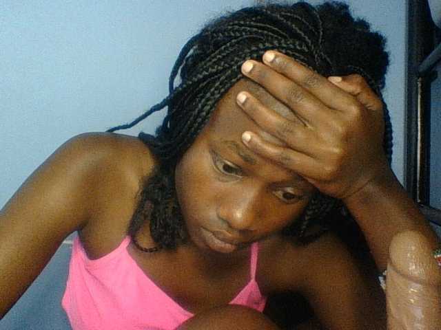 Cute-dall live cam on BongaCams
