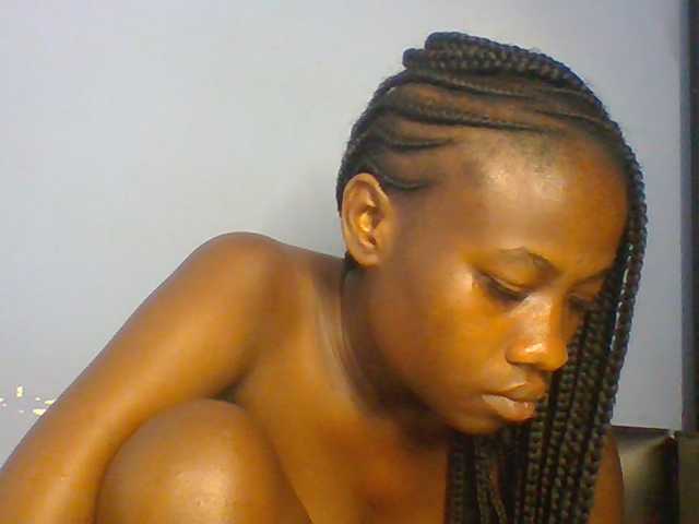 Cute-dall live cam on BongaCams