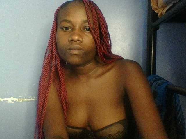 Cute-dall live cam on BongaCams