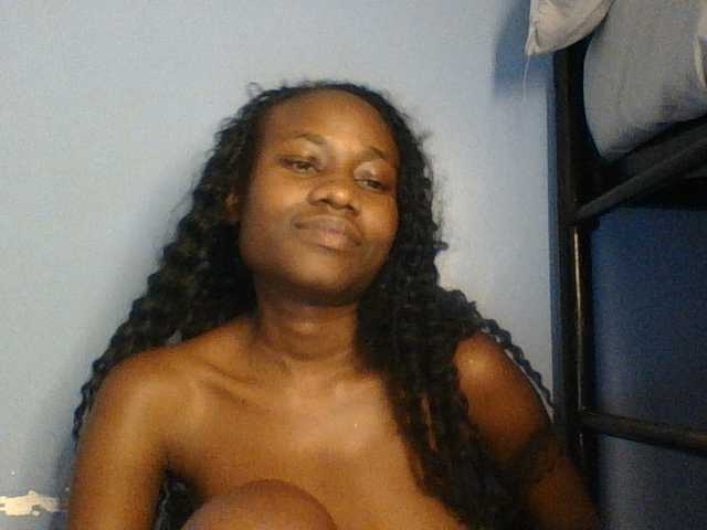 Cute-dall live cam on BongaCams