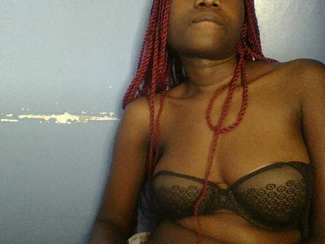 Cute-dall live cam on BongaCams