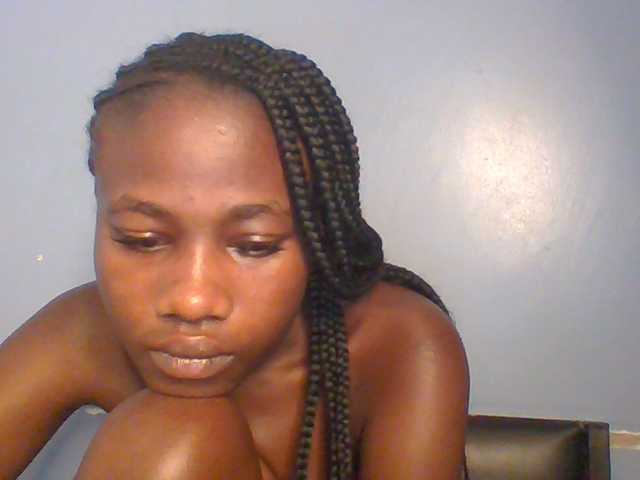 Cute-dall live cam on BongaCams