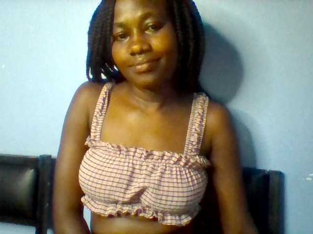 Cute-dall live cam on BongaCams