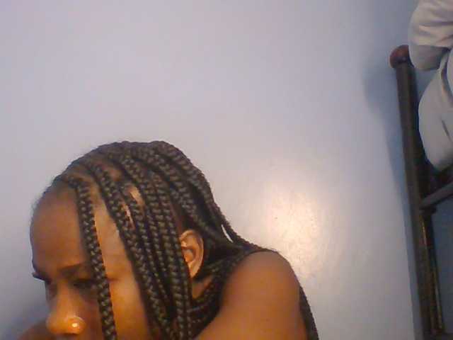 Cute-dall live cam preview