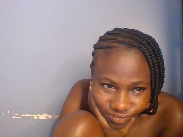 Cute-dall live cam on BongaCams