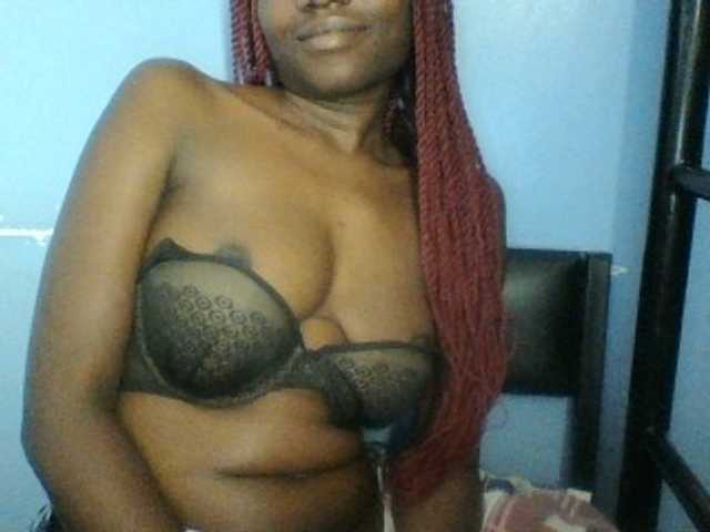 Cute-dall live cam on BongaCams