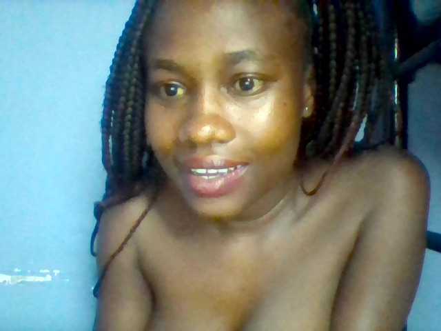Cute-dall live cam on BongaCams