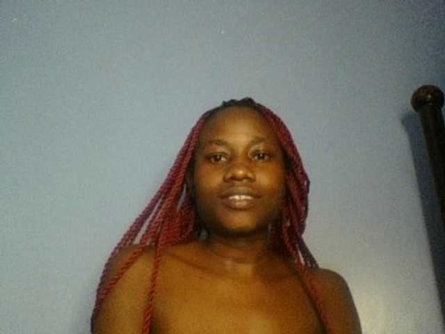 Cute-dall live cam on BongaCams