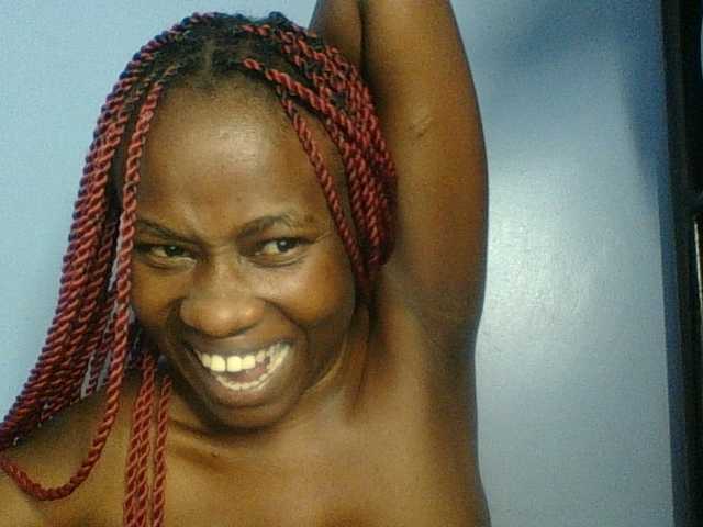Cute-dall live cam on BongaCams