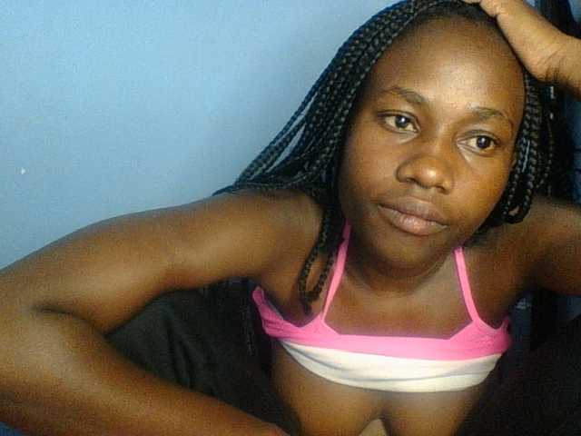 Cute-dall live cam on BongaCams