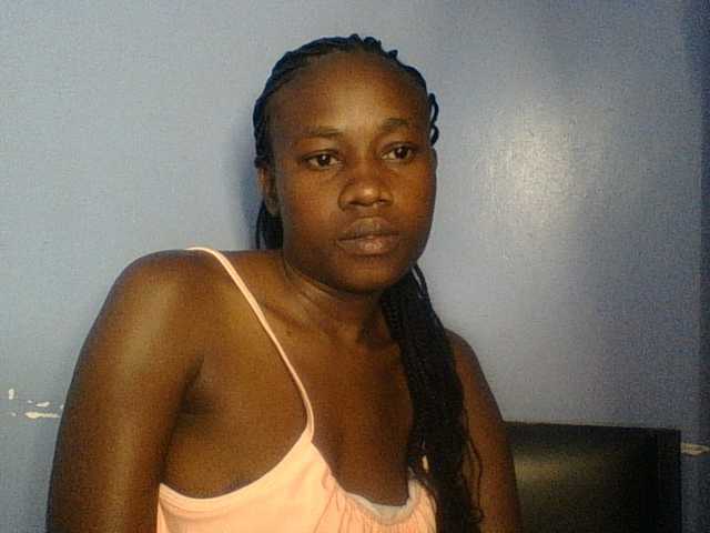 Cute-dall live cam on BongaCams