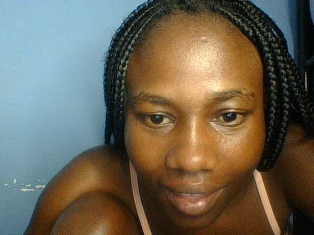 Cute-dall live cam on BongaCams