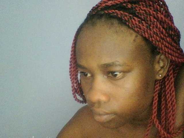 Cute-dall live cam on BongaCams
