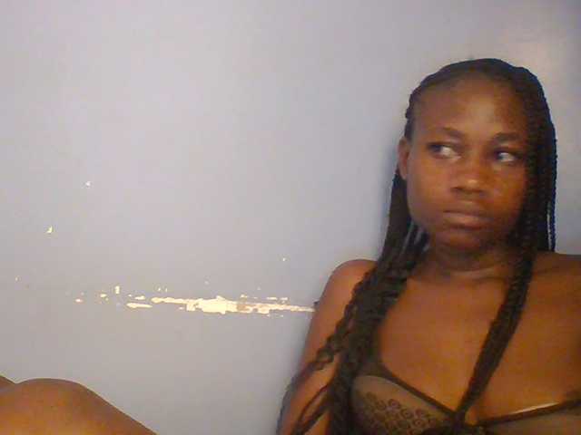 Cute-dall live cam on BongaCams