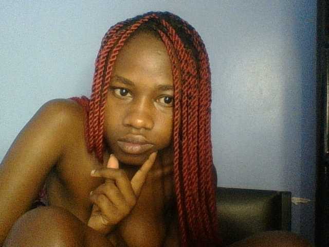 Cute-dall live cam on BongaCams
