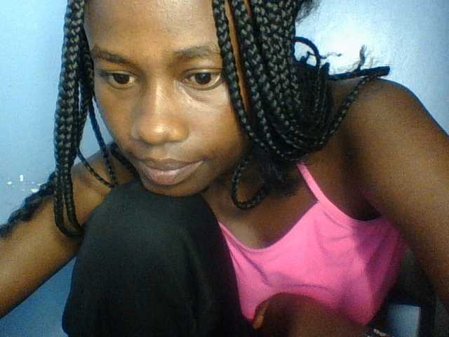 Cute-dall live cam on BongaCams