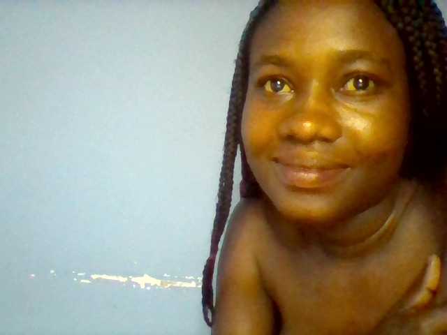 Cute-dall live cam on BongaCams