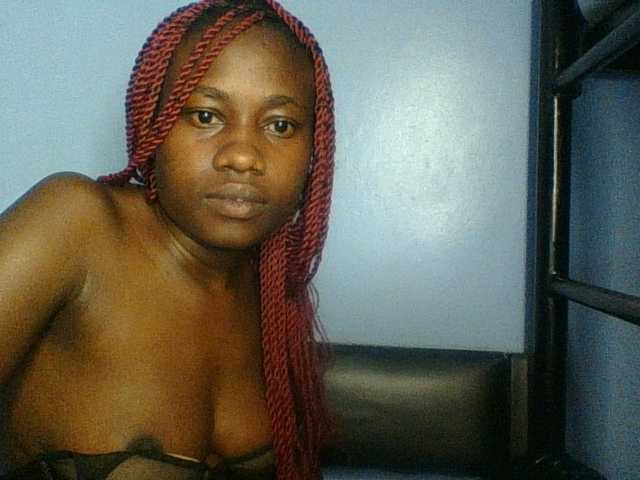 Cute-dall live cam on BongaCams