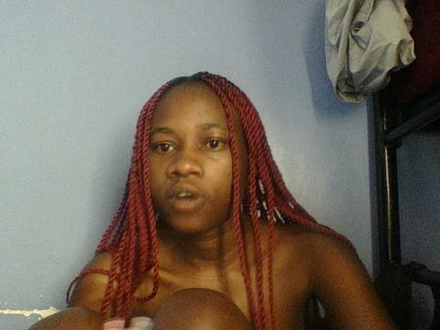 Cute-dall live cam on BongaCams