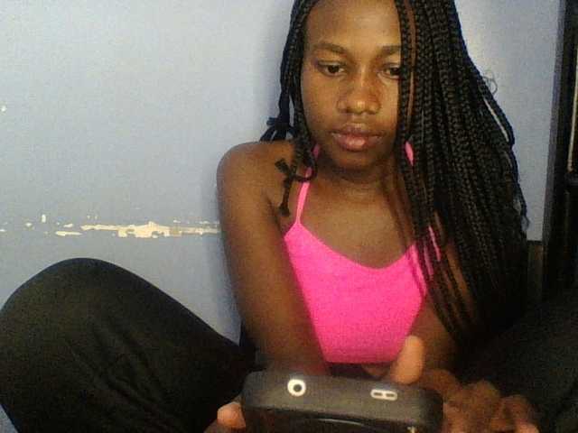 Cute-dall live cam on BongaCams