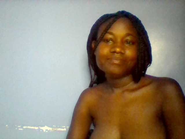 Cute-dall live cam on BongaCams