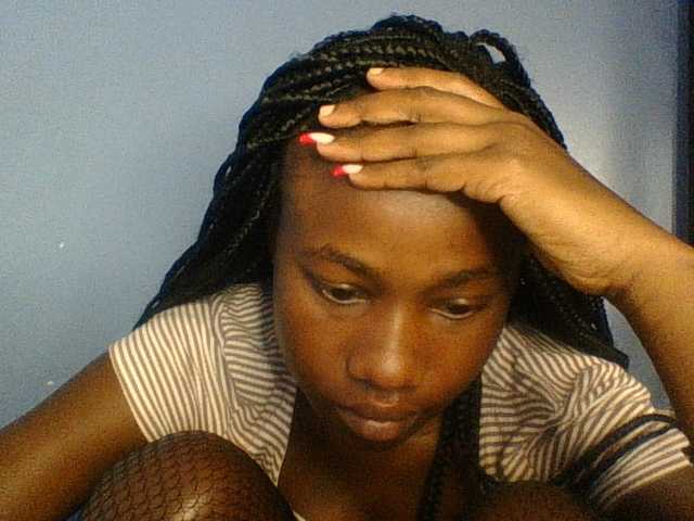 Cute-dall live cam on BongaCams