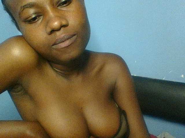 Cute-dall live cam on UnifiedCams