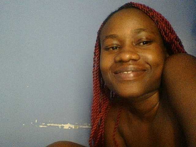 Cute-dall live cam on BongaCams