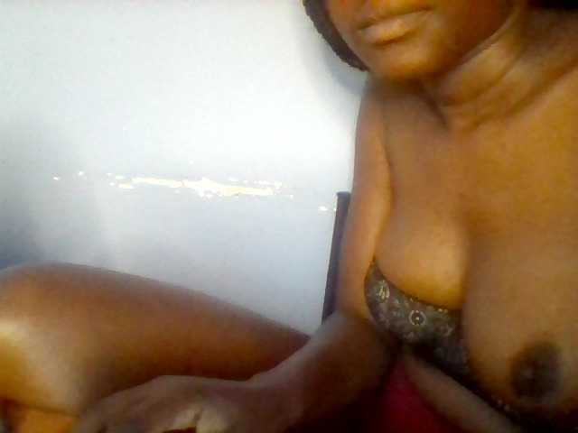 Cute-dall live cam on BongaCams