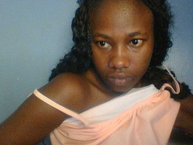 Cute-dall — live female cam
