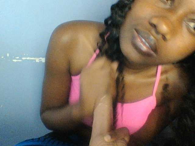 Cute-dall live cam preview