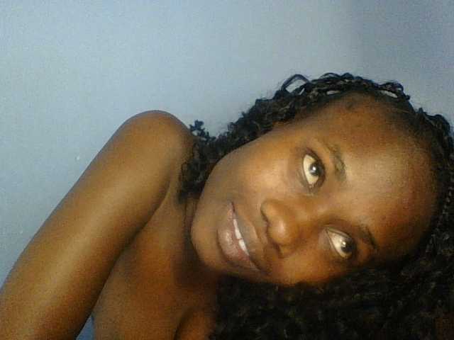 Cute-dall live cam on BongaCams